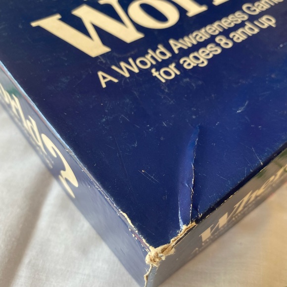 Vintage 1986 “Where in the World” Geography, Diplomat & Map Knowledge Board Game - Picture 8 of 15